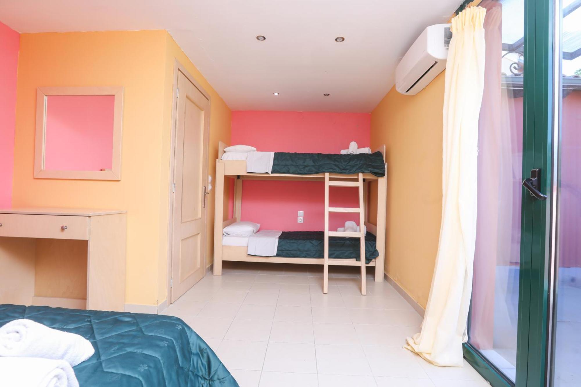 Corfu Hotel Apartments Benitses  Exterior foto